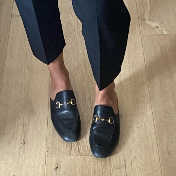 Authentic Gucci Black Leather Slippers - Picture 5 of 11